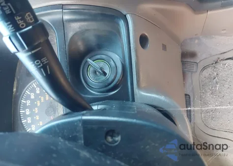 2000 Toyota 4Runner Sr5 V6 z USA, uszkodzony, nr VIN JT3GN86R4Y0142985